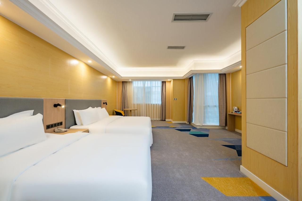 Holiday Inn Express Chengdu Tianfu Square By Ihg - Chunxi Road And Kuanzhai Alley エクステリア 写真