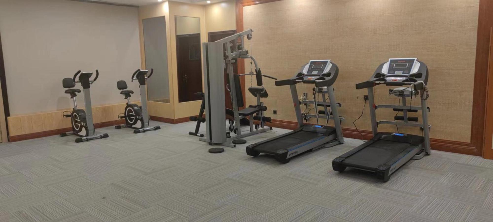 Holiday Inn Express Chengdu Tianfu Square By Ihg - Chunxi Road And Kuanzhai Alley エクステリア 写真