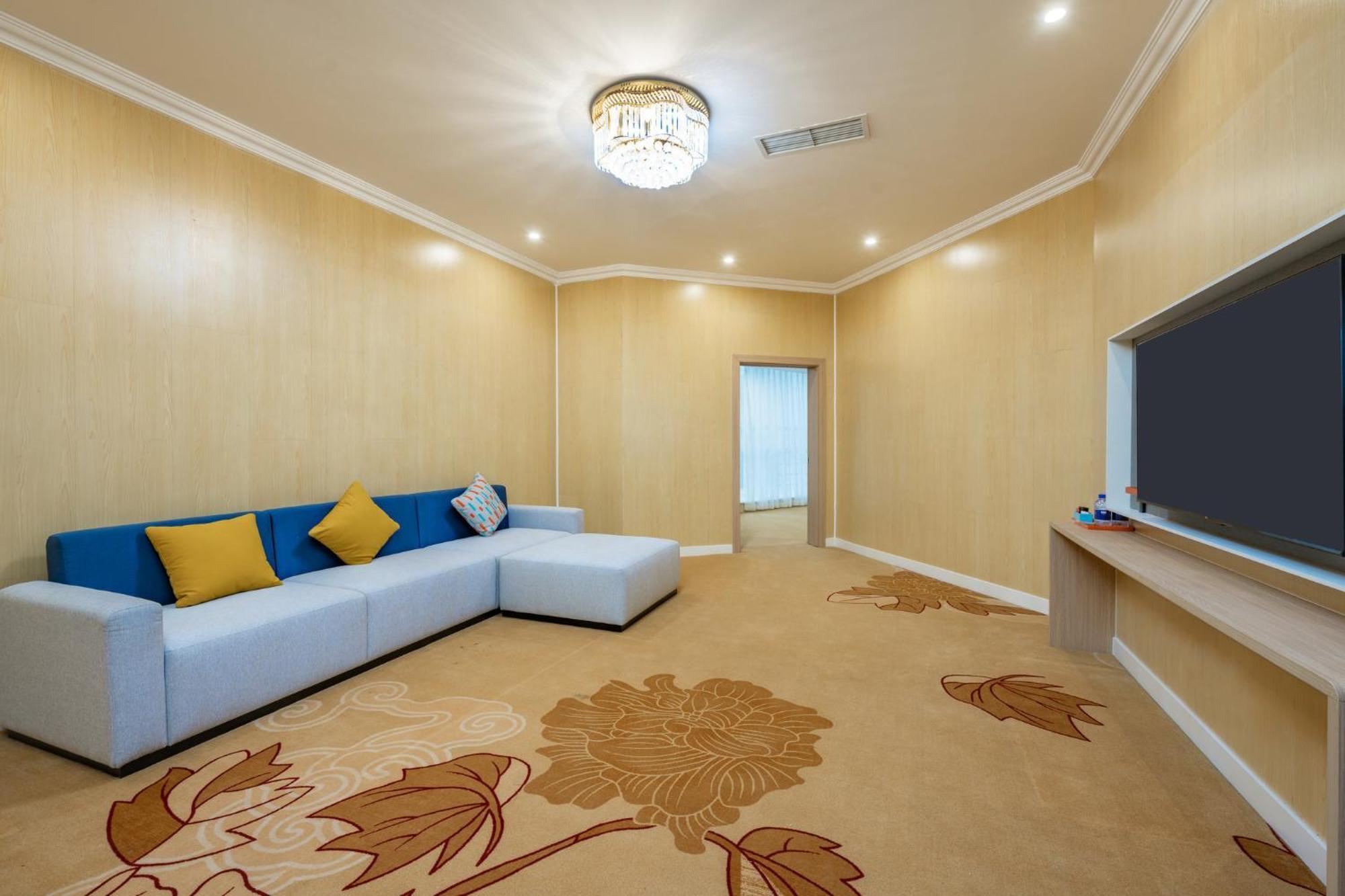 Holiday Inn Express Chengdu Tianfu Square By Ihg - Chunxi Road And Kuanzhai Alley エクステリア 写真